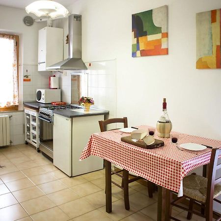 Cheap Apartment In The Old Village Colle di Val d'Elsa Eksteriør billede