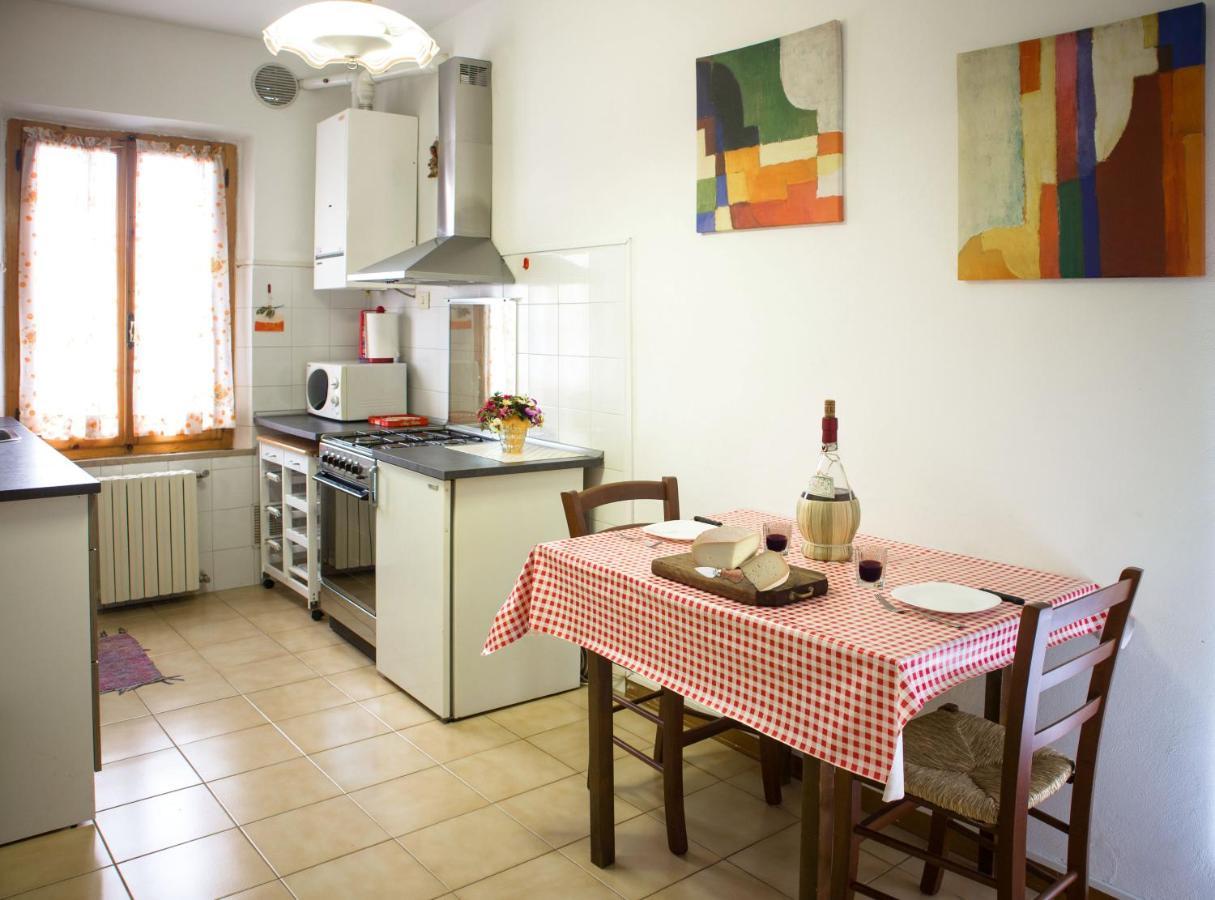Cheap Apartment In The Old Village Colle di Val d'Elsa Eksteriør billede