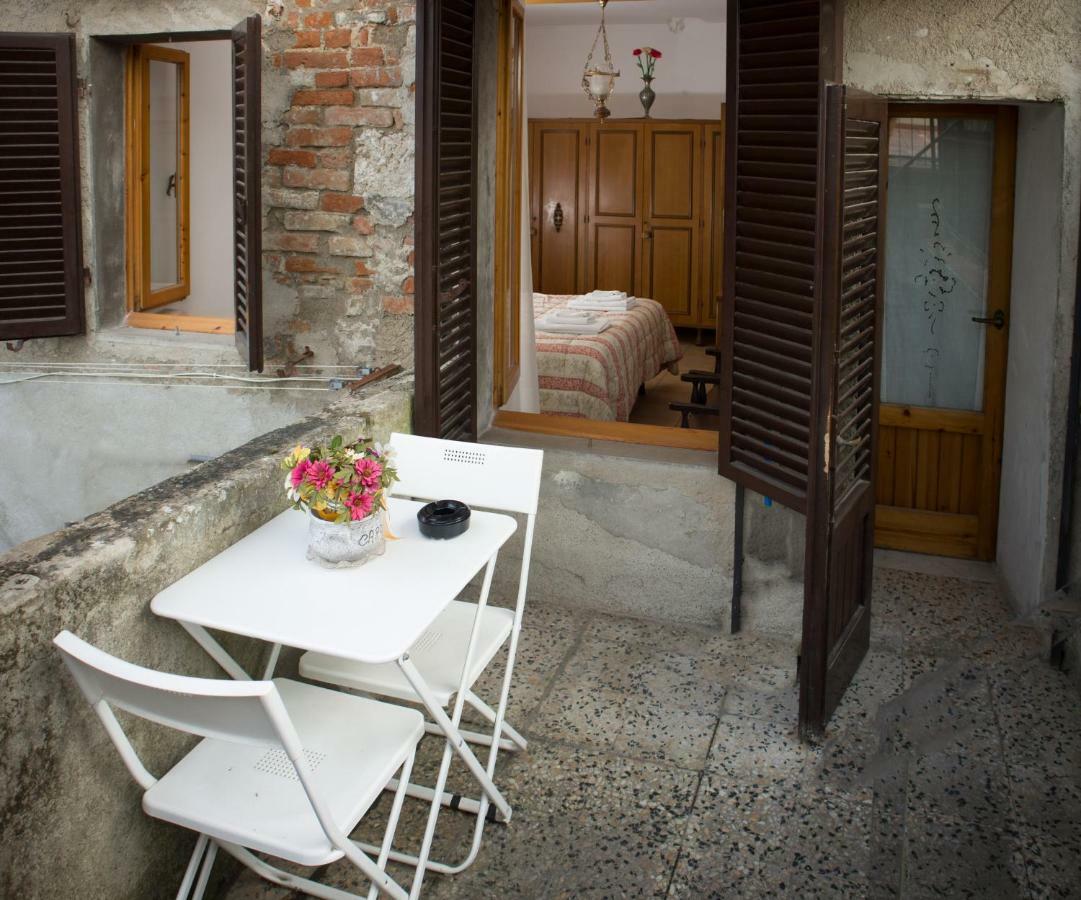 Cheap Apartment In The Old Village Colle di Val d'Elsa Eksteriør billede